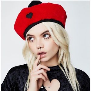 Lazy oaf heart beret